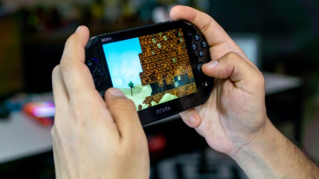 Sony PS Vita 2 kan snuppe tronen fra Switch 2 og Steam Deck