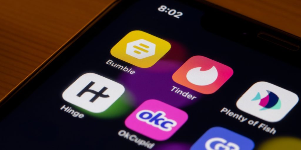 Har du denne app? Populær dating-app sagsøgt for at dele brugernes hiv-oplysninger
