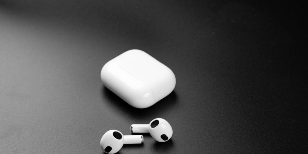 AirPods Pro 3 kommer i 2026