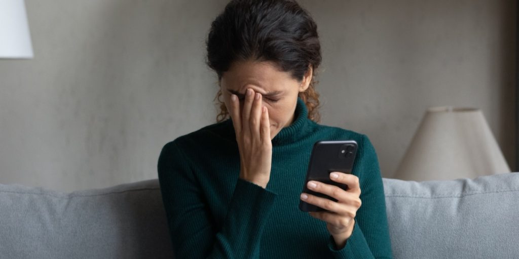 Førende psykolog afslører: Sådan stopper du nemt din afhængighed af sociale medier
