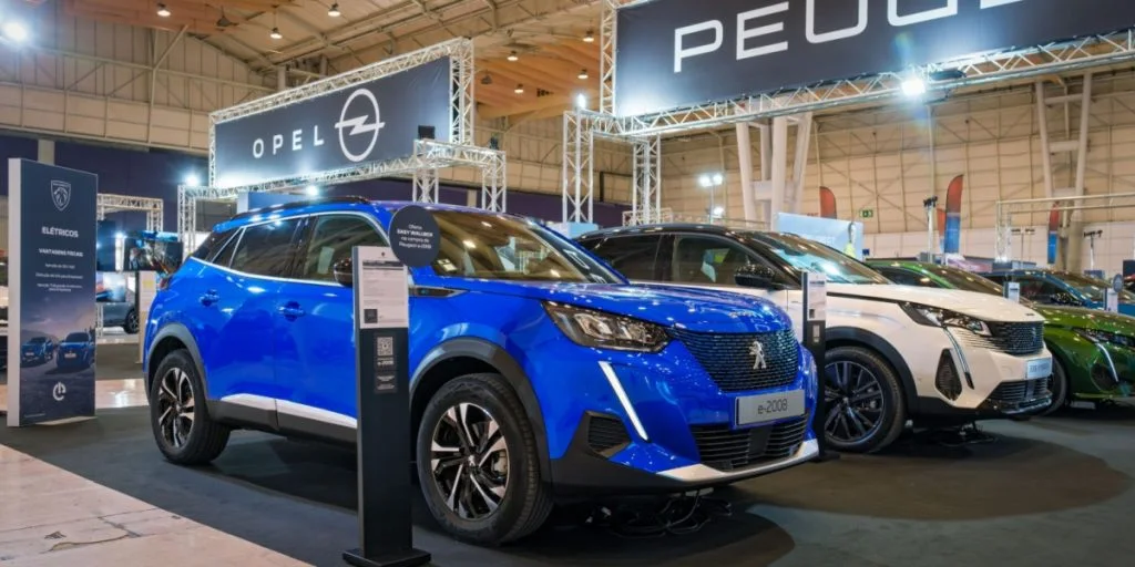 Peugeot lancerer den ultimative familiebil: Elbil med 7 sæder til en fair pris