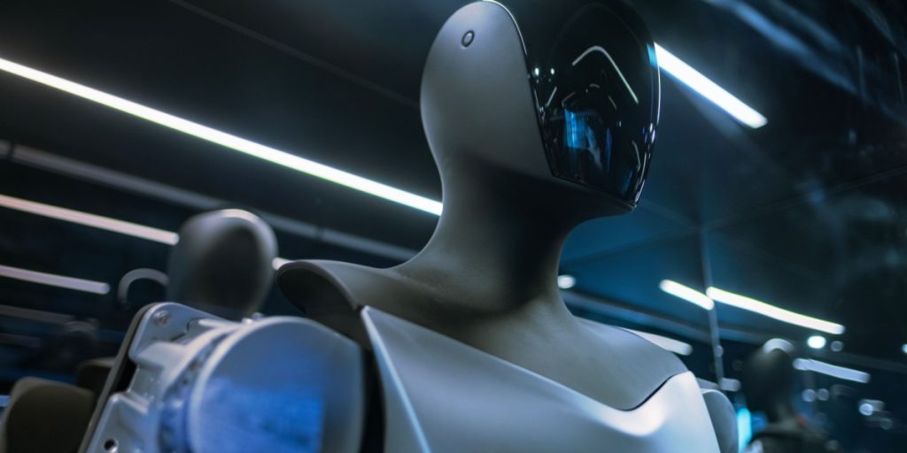 Her er Teslas helt nye robotter – så meget koster de at købe