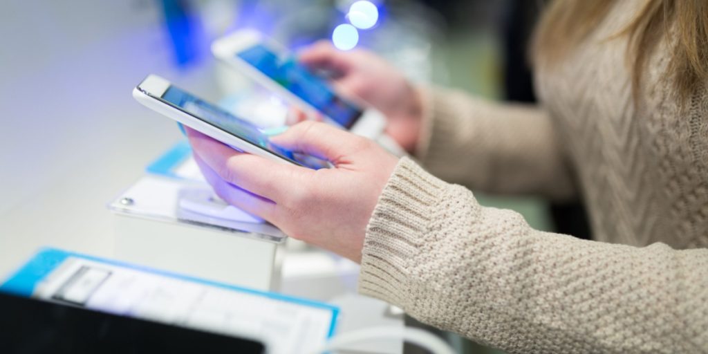 Danskerne gør oprør mod mobiltelefonen