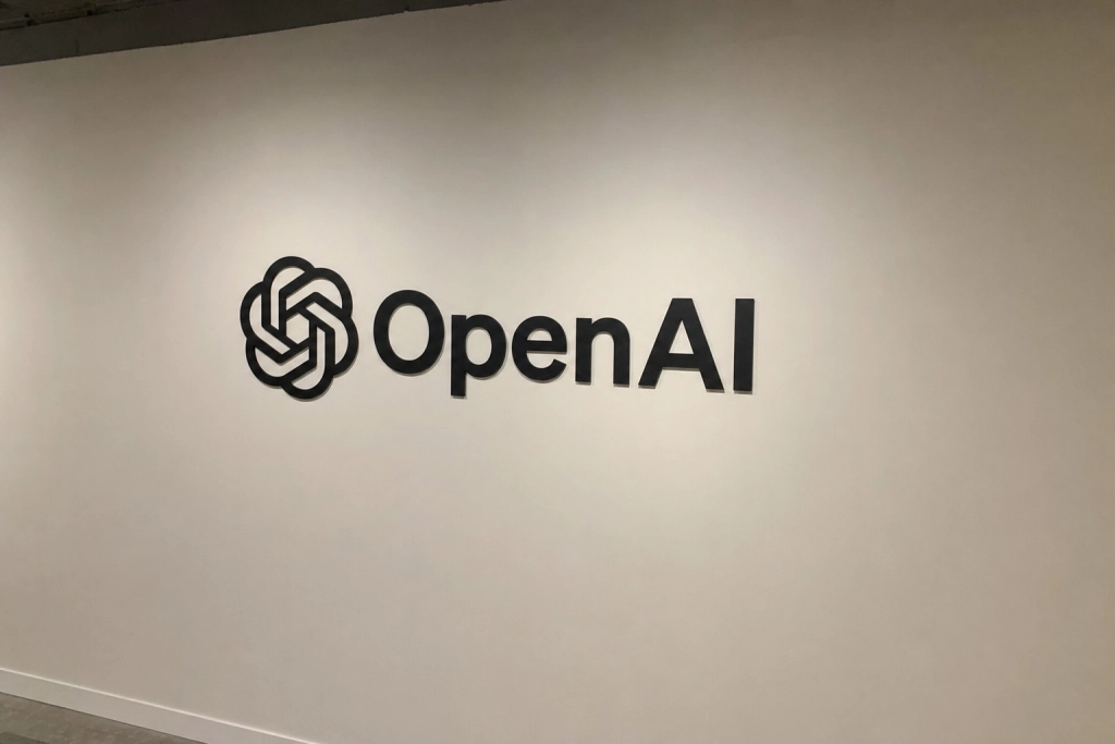 OpenAI Daybreak: Ny AI skal finde sikkerhedshuller før hackerne