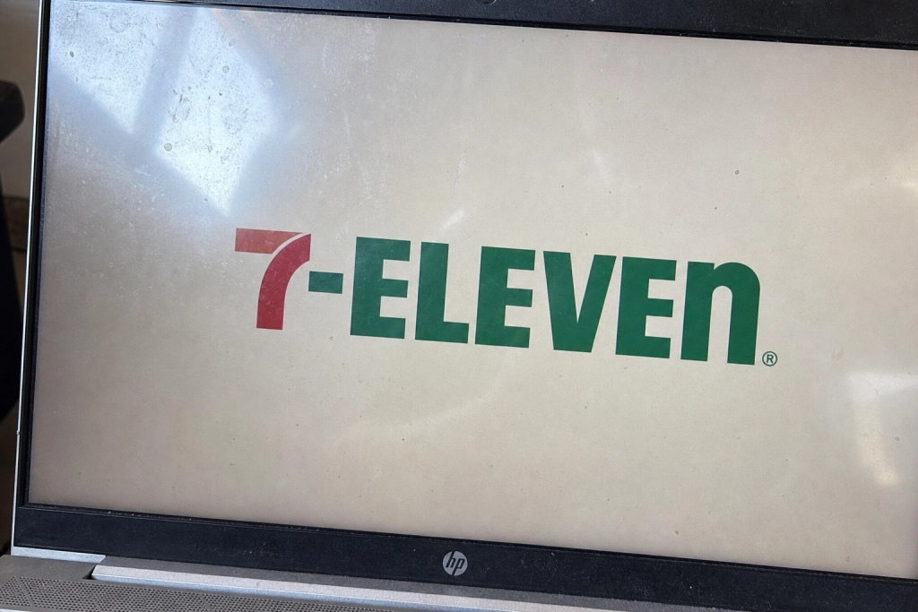 7-Eleven hacket: Hackerbande bag Canvas-lækken rammer igen