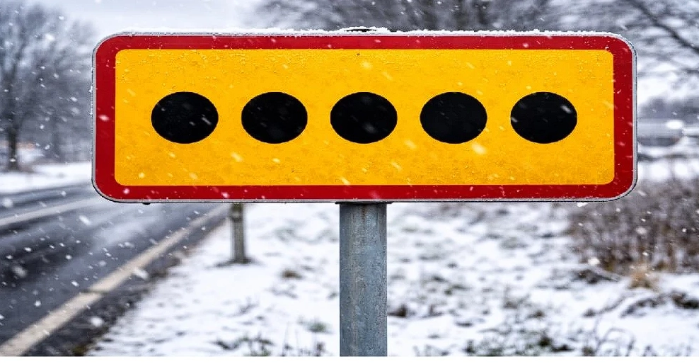 Svensk vejskilt med 5 prikker: Næsten ingen bilister kender betydningen
