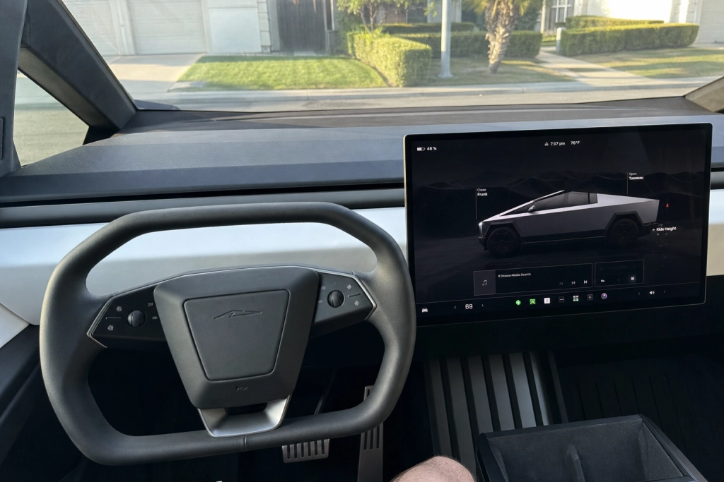 Tesla tænder skjult støjdæmpning i Cybertruck via softwareopdatering