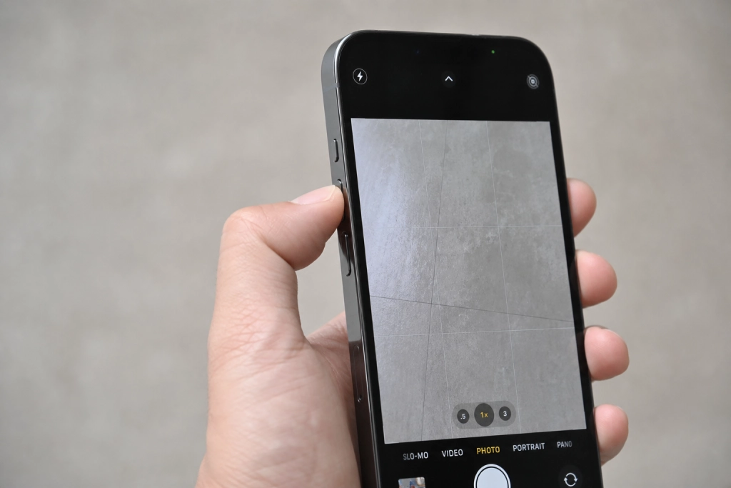 Volumen-knappen er en skjult kameraudløser på iPhone: Tricket gør billederne skarpere