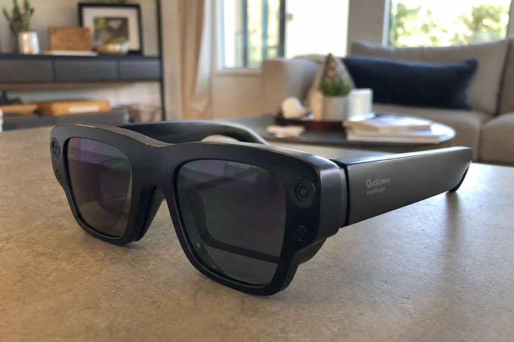 Snap udfordrer Meta: Specs-briller med Qualcomm-chip rammer markedet i år