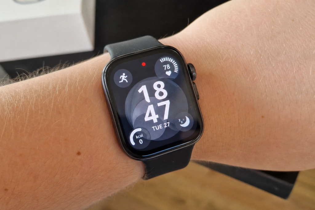 Huawei Watch Fit 5: Smart fitnessur til under 1.500 kr, men uden Googles økosystem