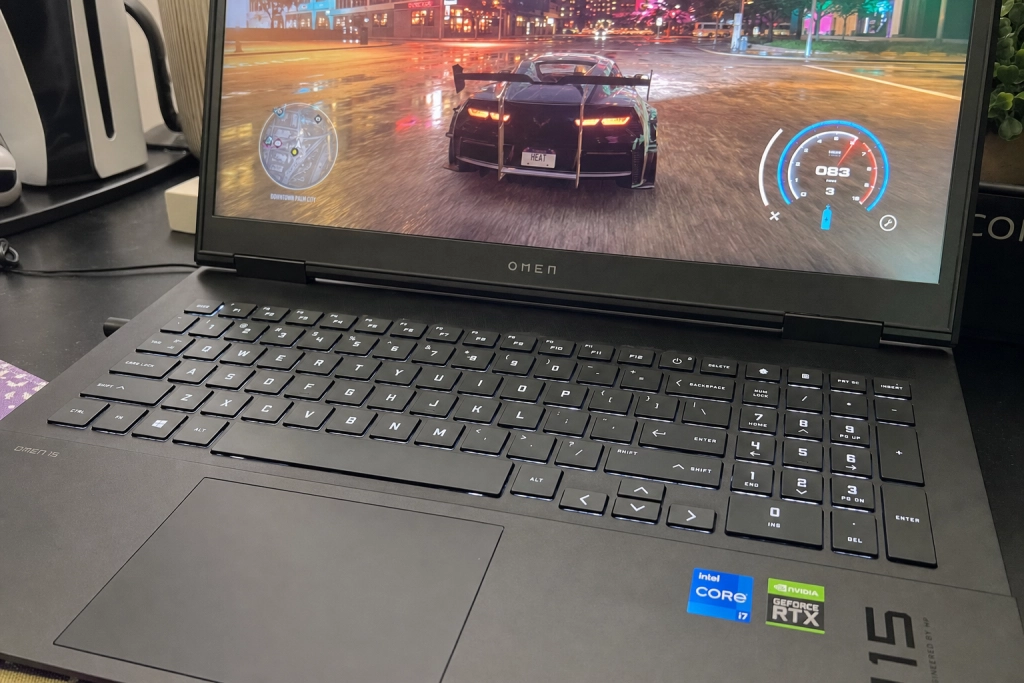 HP Omen 15 vender tilbage med tre RTX-modeller, sådan står den mod Legion og TUF