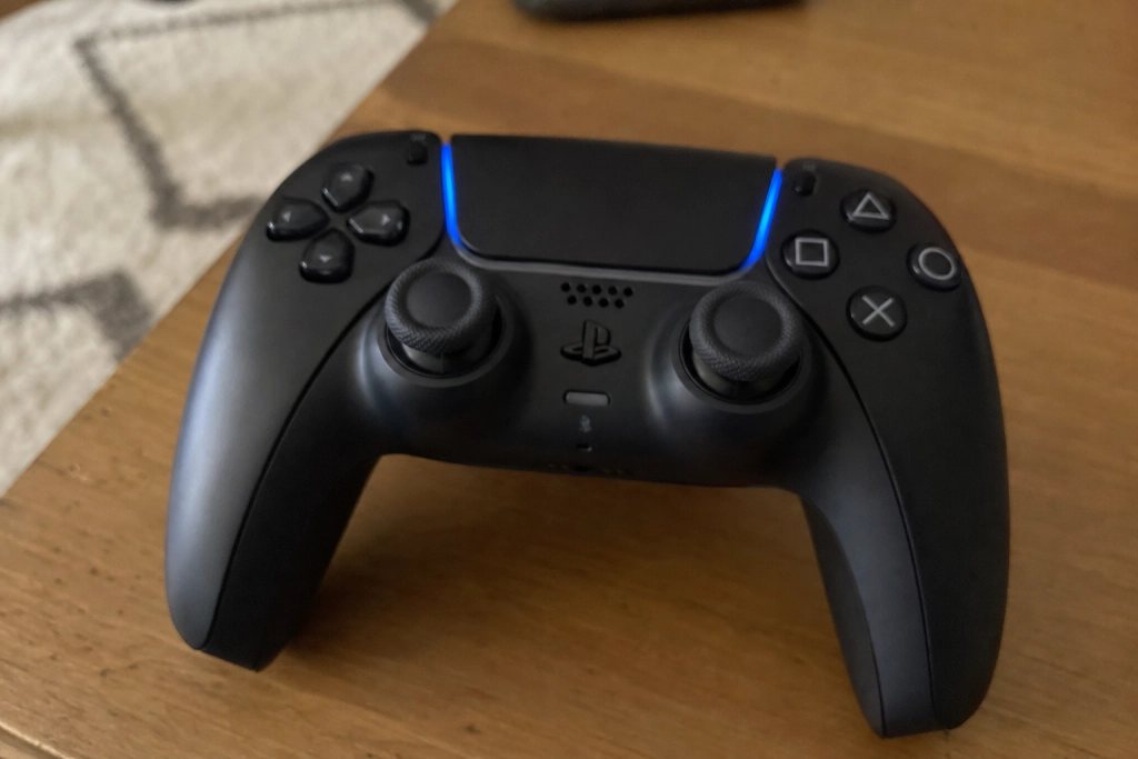 Slå den fra nu: PS5-controlleren har en skjult mikrofon de færreste kender