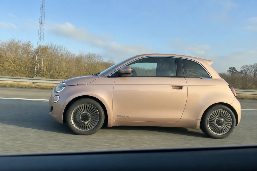 130 km/t koster dig 20 procents rækkevidde: Sådan kører du elbilen længst på motorvejen