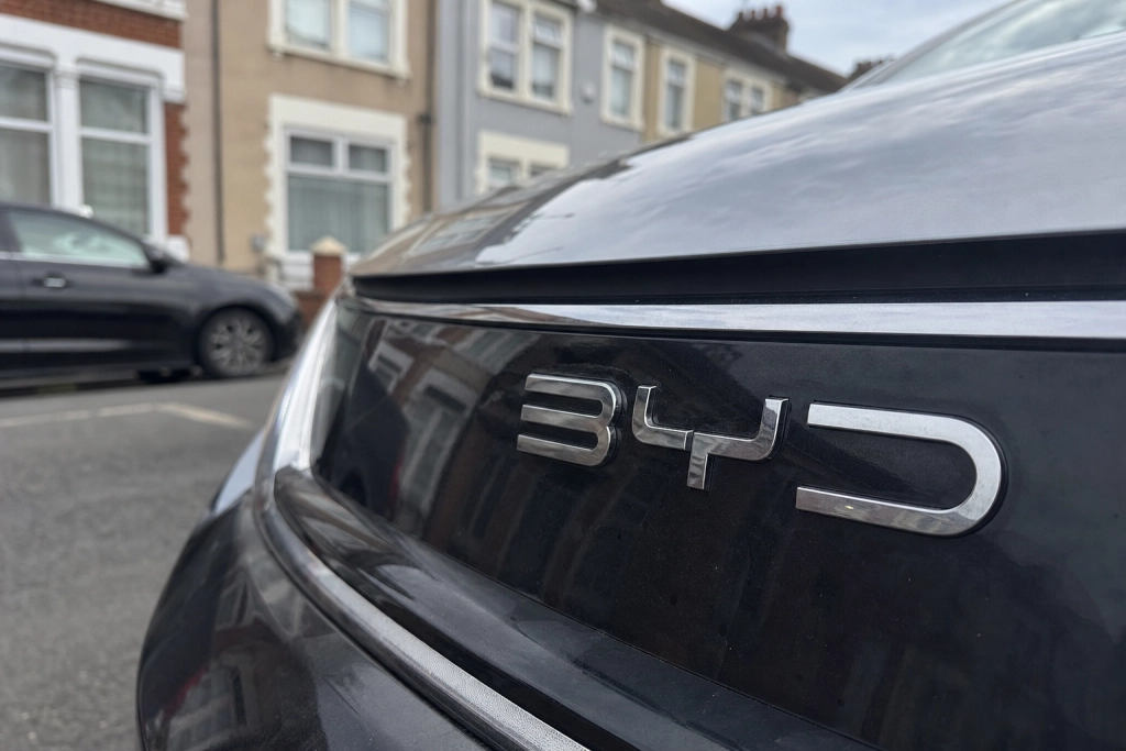 BYD hævder britisk rekord: 5 procent af bilmarkedet på tre år