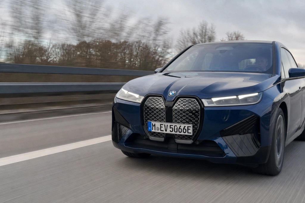 Test af elbiler: Disse støjer mindst i kabinen ved 130 km/t