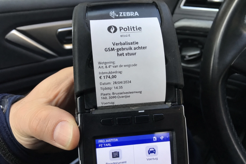 EU-land hæver trafikbøder fra 1. juli: Fartbøden stiger til 74 euro og telefon i bilen koster 201 euro