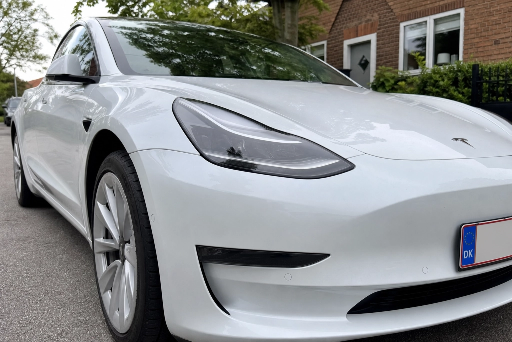 Tesla Model 3 er den mest effektive elbil Edmunds nogensinde har testet
