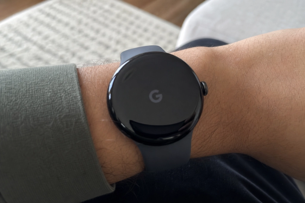 Pixel Watch 5 dukker op hos FCC i fire varianter, og det billige ur kan være væk
