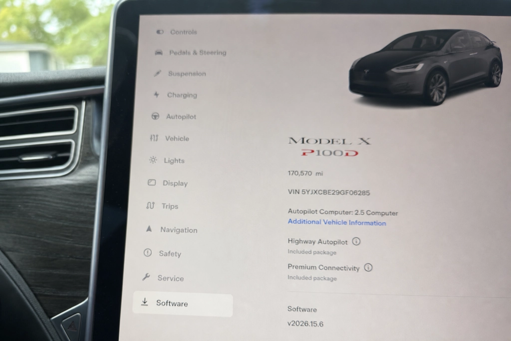 Tesla-ejere spotter ny softwaregren 2026.15.6 i Sydkorea
