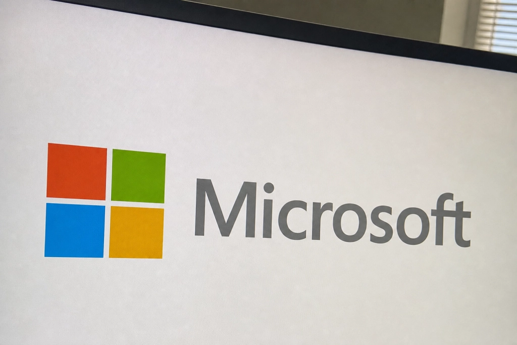 App-æraen lakker mod enden: Nadella vender Microsoft mod AI-agenter