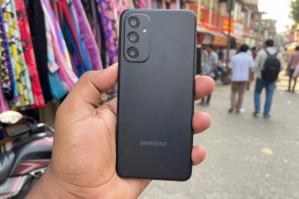 Historisk løfte: Samsung garanterer 6 års opdateringer på telefon til under 1.800 kroner
