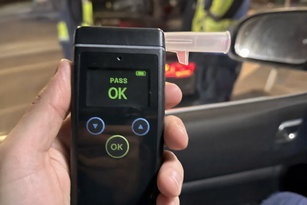 Politiet tester nu bilister for lattergas: To politikredse er de første i landet