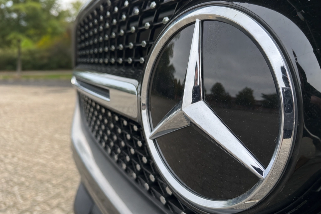 Kina udslettede 94 procent af Mercedes' bilprofit på ét kvartal: Salget i Europa og USA reddede ikke regnskabet