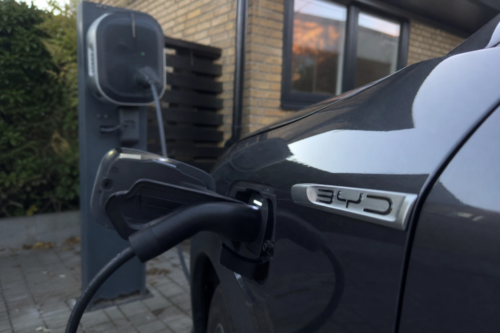 BYD tvunget til at tilbagekøbe 1.265 biler: Populær elbil sælges også hos danske forhandlere