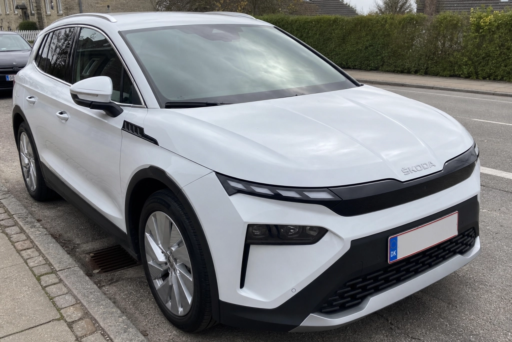 Skoda Elroq skubber Tesla ned ad podiet: Sådan ser Danmarks nye elbil-top ud