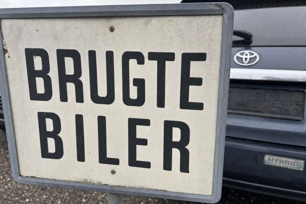 Ekspert: Hybridbiler slår elbiler på pris, salgsfart og markedsvækst