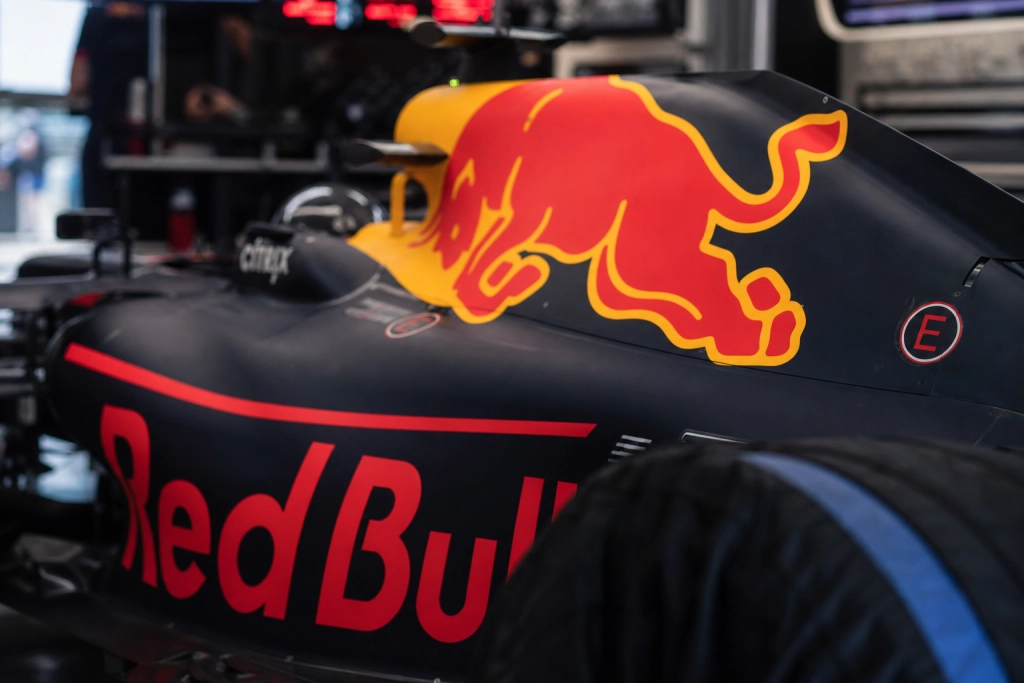 Red Bull på offensiven: Tilbyder Verstappen flerårigt kontrakt, men der er en hage