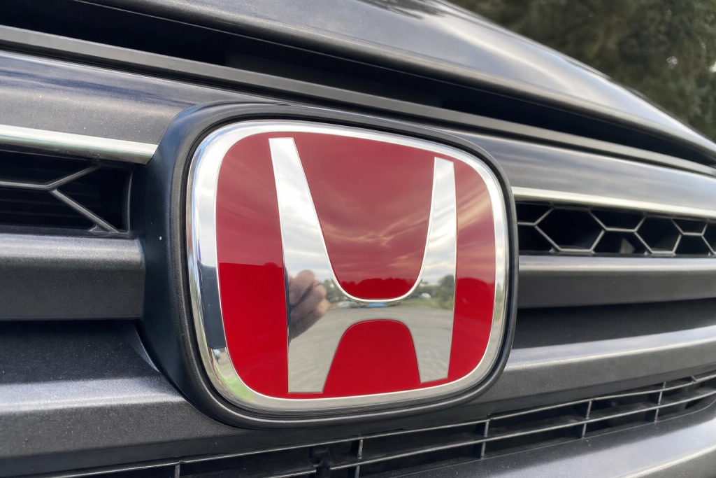Honda dropper solo-drømmen efter historisk milliardtab: Går sammen med Nissan og Mitsubishi