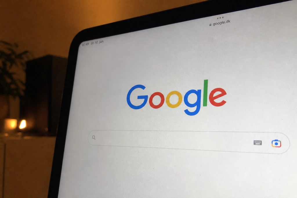 11-årig op mod Google: Dreng talte imod kæmpestort AI-datacenter og er gået viralt