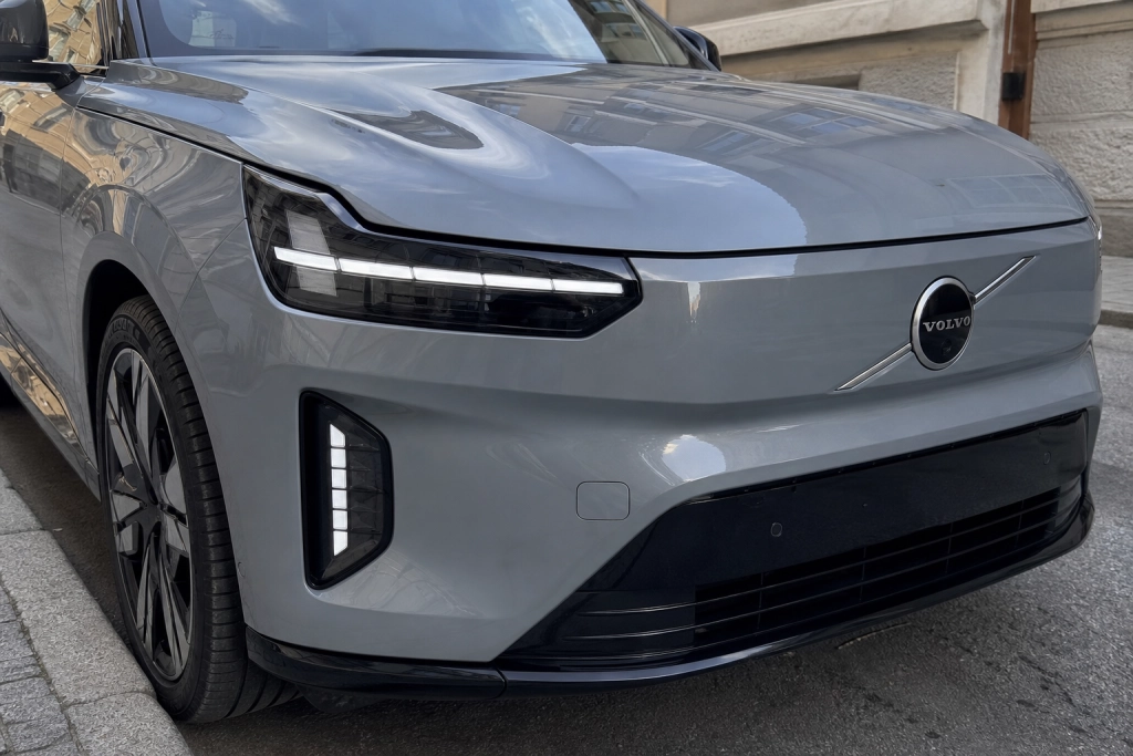 Volvo EX60 har tysk premiere: XC60-erstatningen skal redde Volvos elbil-fremtid