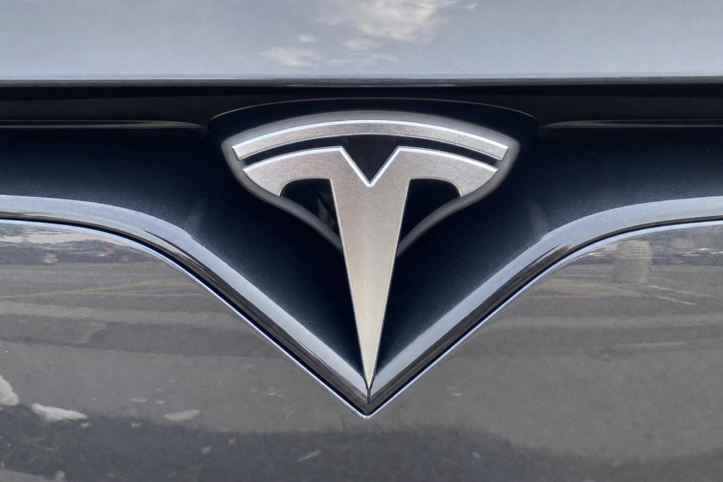 Tesla Model Y L med tre rækker bekræftet til Europa: Erstatter den udgåede Model X