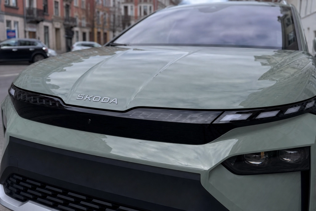 Elbil-boom i Europa: Tesla falder, Skoda Elroq stjæler topplaceringen i juli