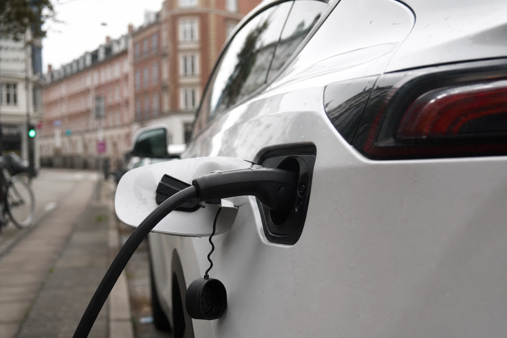 EU-lande er dybt uenige om plug-in hybrider: Tyskerne fravælger dem mens italienerne sætter rekord