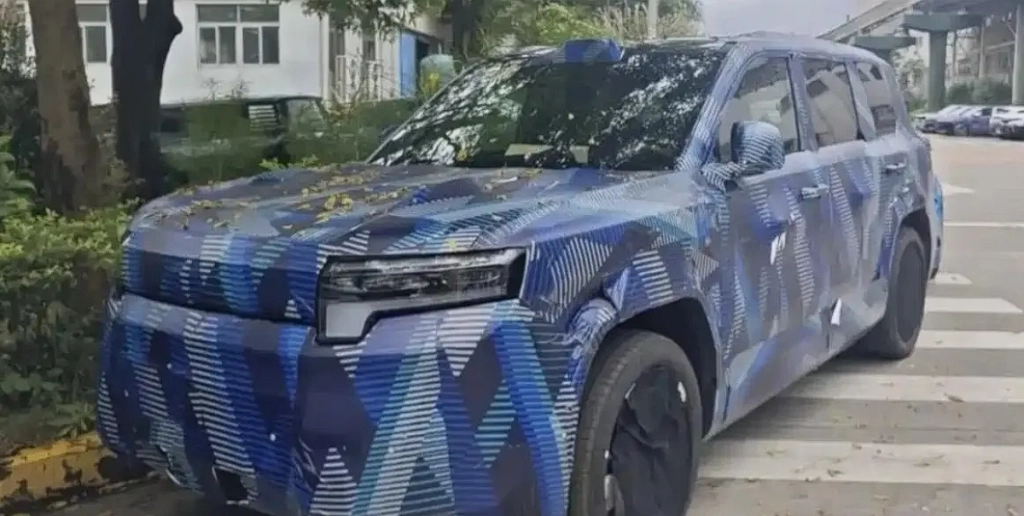 BYD's nye kantede SUV spottet: En billigere lillebror til storebroren