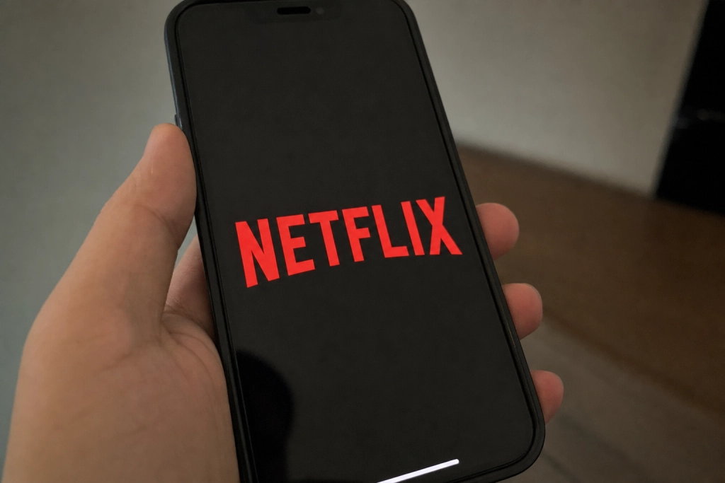 Fremmede kan være logget ind på din Netflix og Google: Sådan smider du dem ud på to minutter
