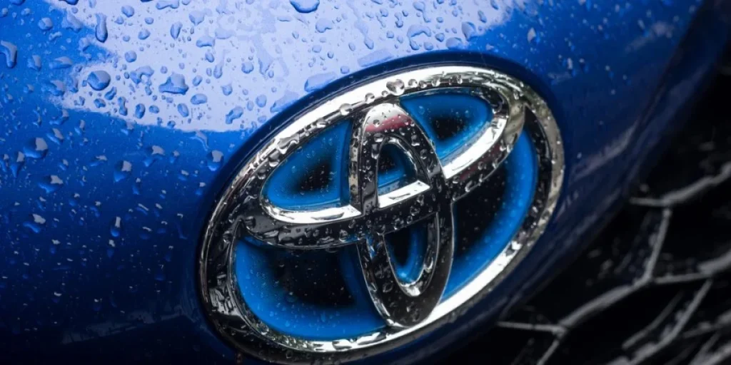 Toyotas billige elbil-bestseller er på vej mod Europa
