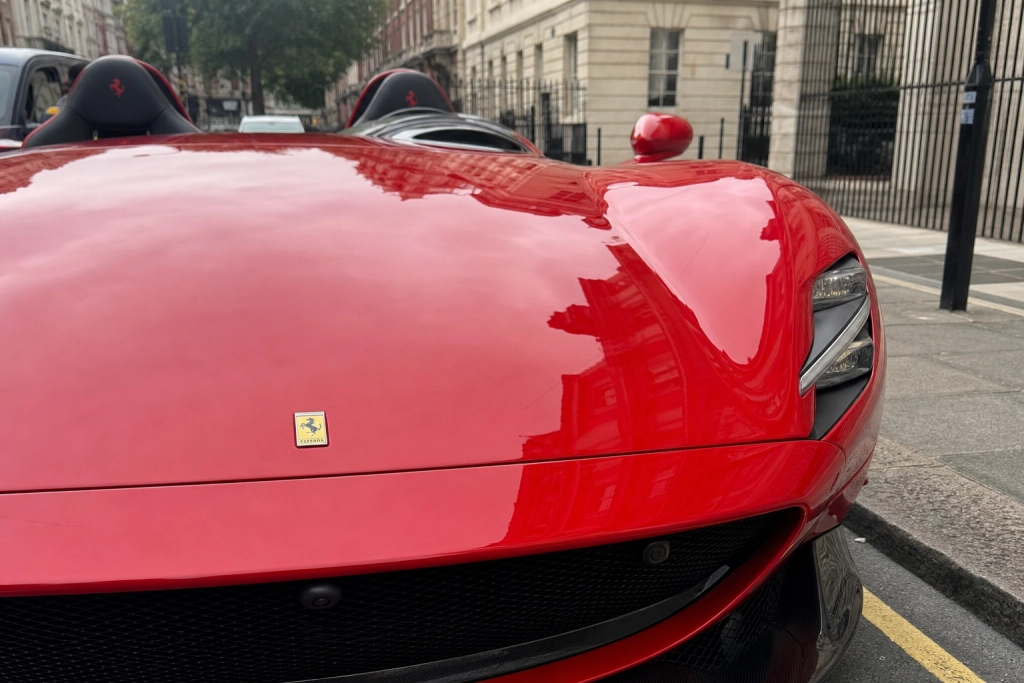 Kørte kun 30 minutter i sin Ferrari til millioner: Så tog politiet bilen