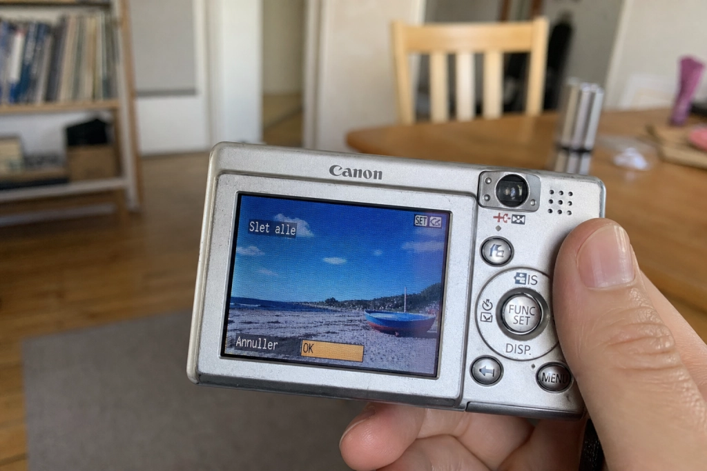 Alle vil pludselig have de gamle digitalkameraer fra 00'erne: Derfor