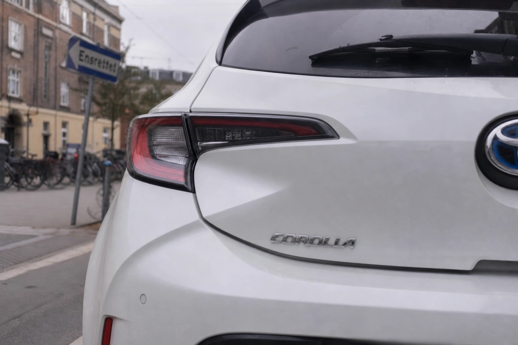 Verdens mest solgte bil bliver elektrisk: Toyota klar med el-Corolla