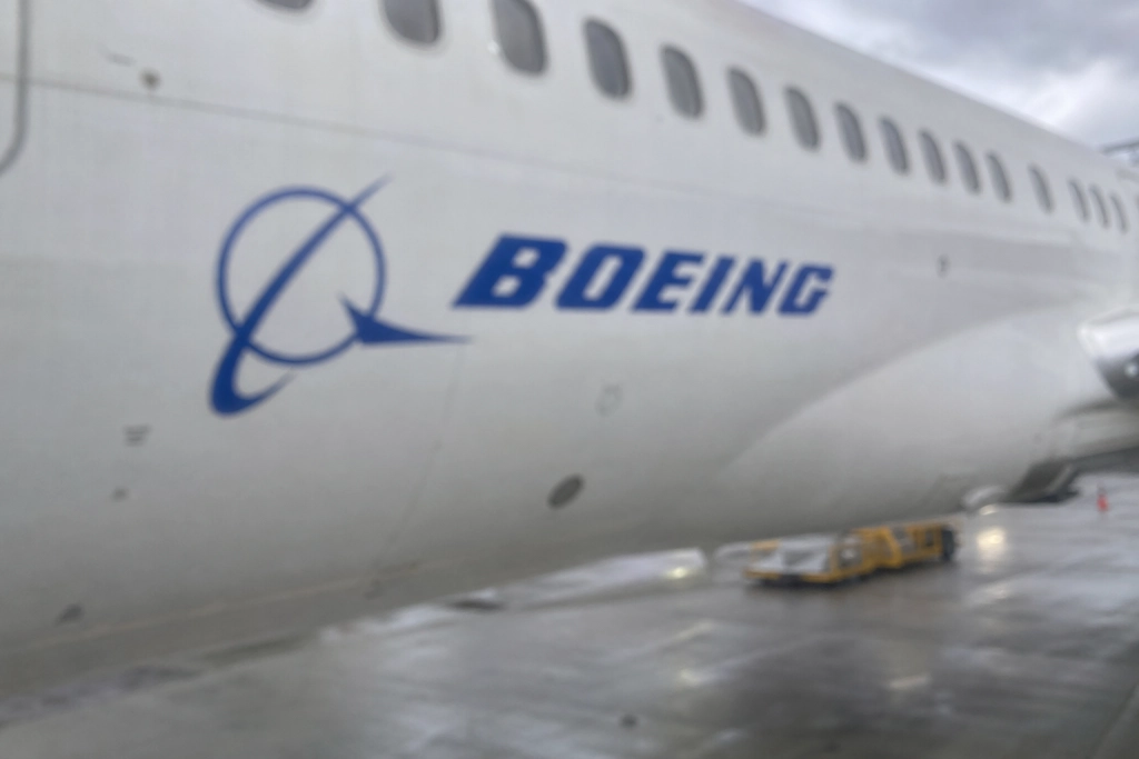 Boeing kendte til 737 MAX-fejl siden 2024: Advarede først flyselskaberne i august