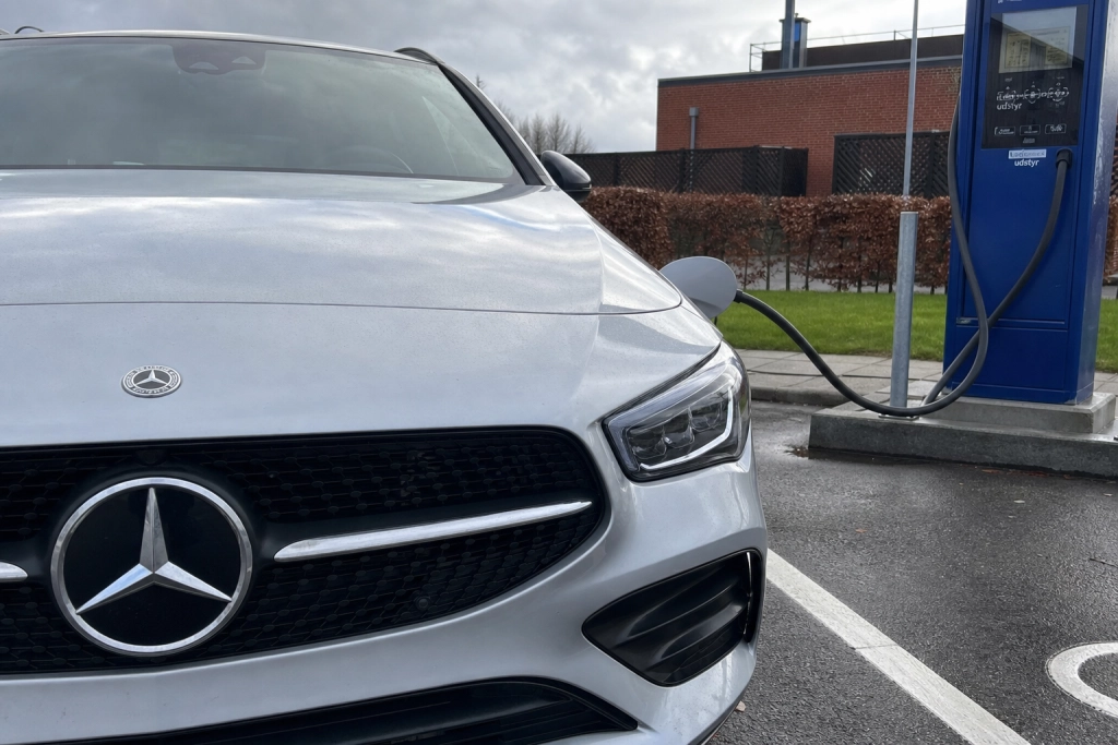 1.800 km i elektrisk Mercedes: Anmelder mener den slår dieselen