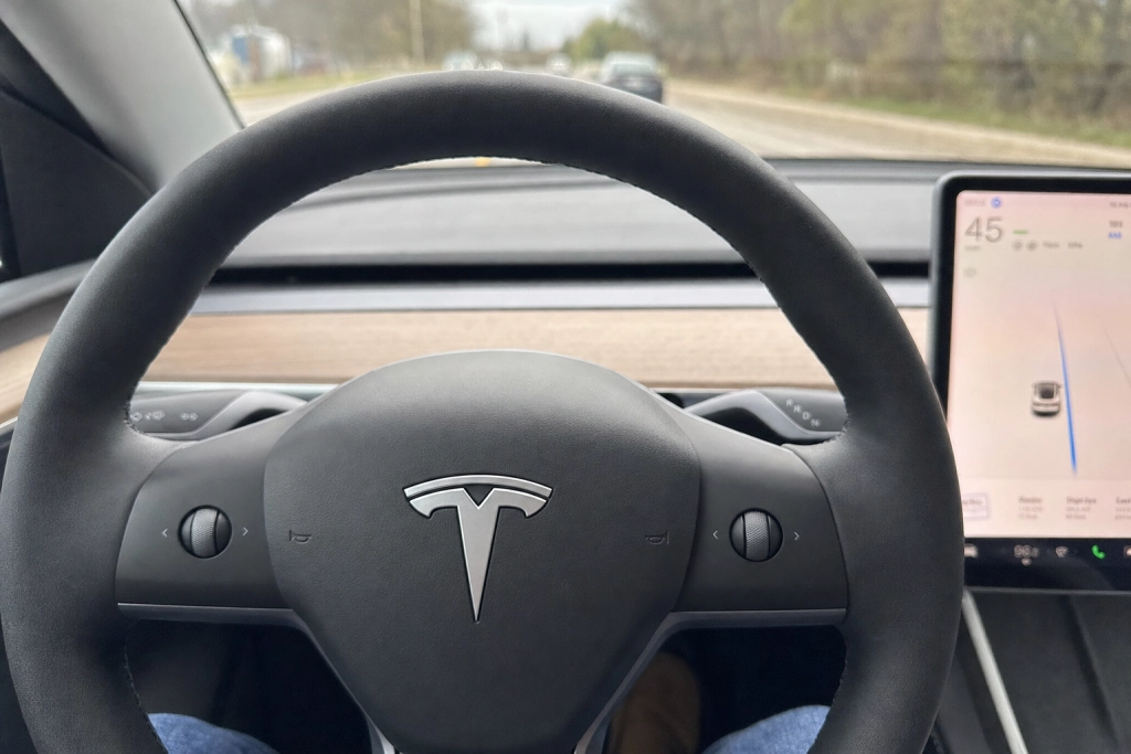 Tesla-chef spår farvel til rattet: Fremtidens Model Y må du ikke selv køre