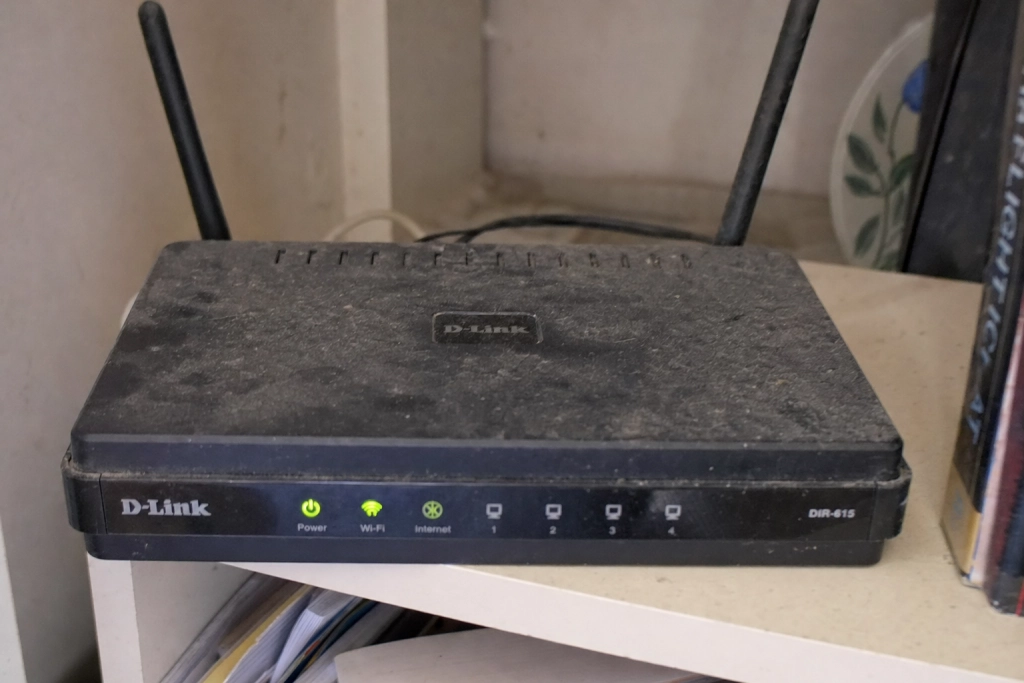 Står der en ældre router i hjemmet: Uden opdateringer bliver den en bagdør for hackere